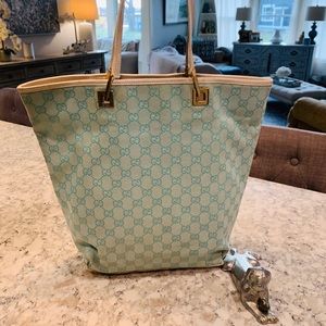 gucci bag clearance